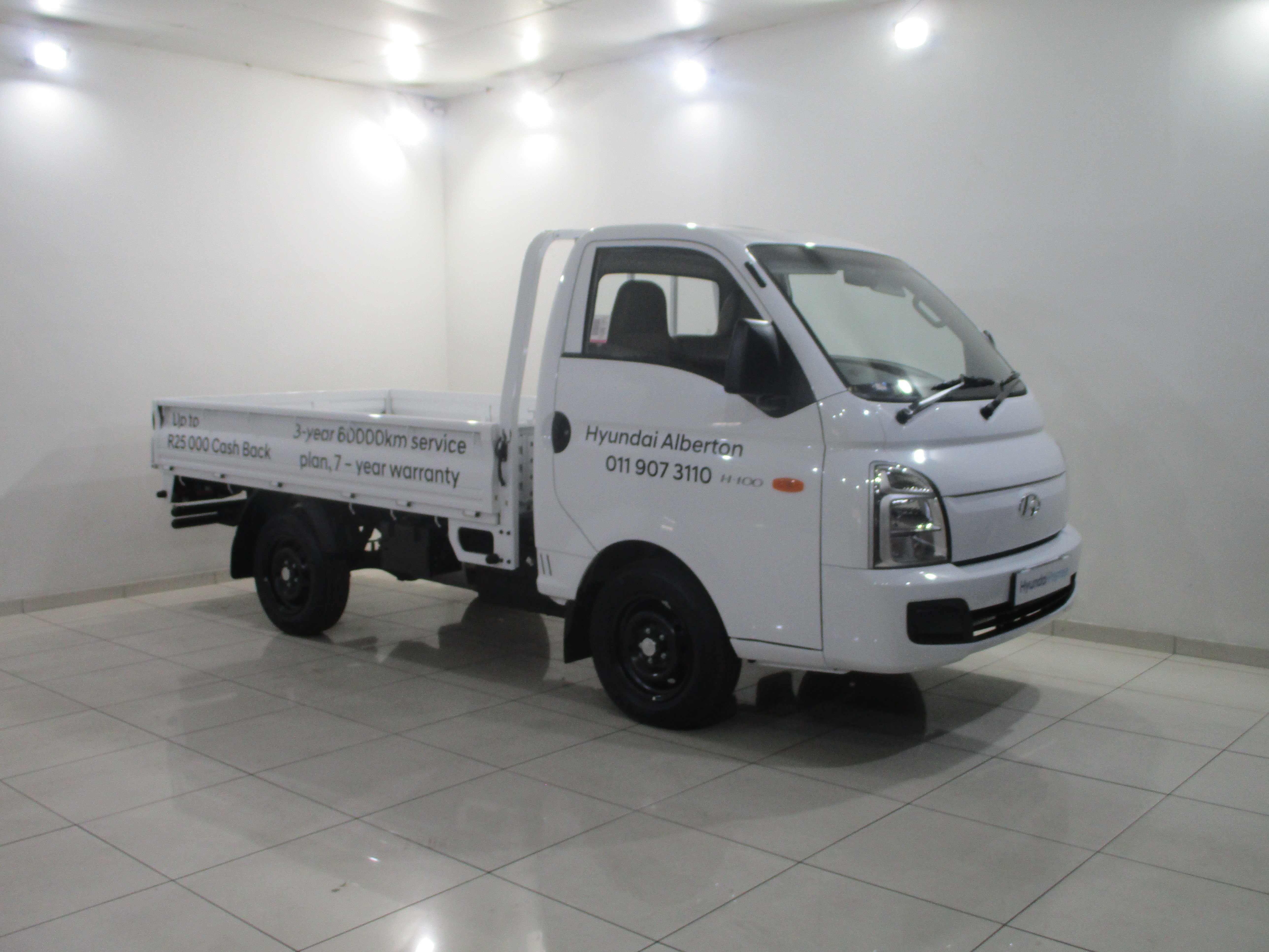 Hyundai H100 2.6D Tautliner A/C