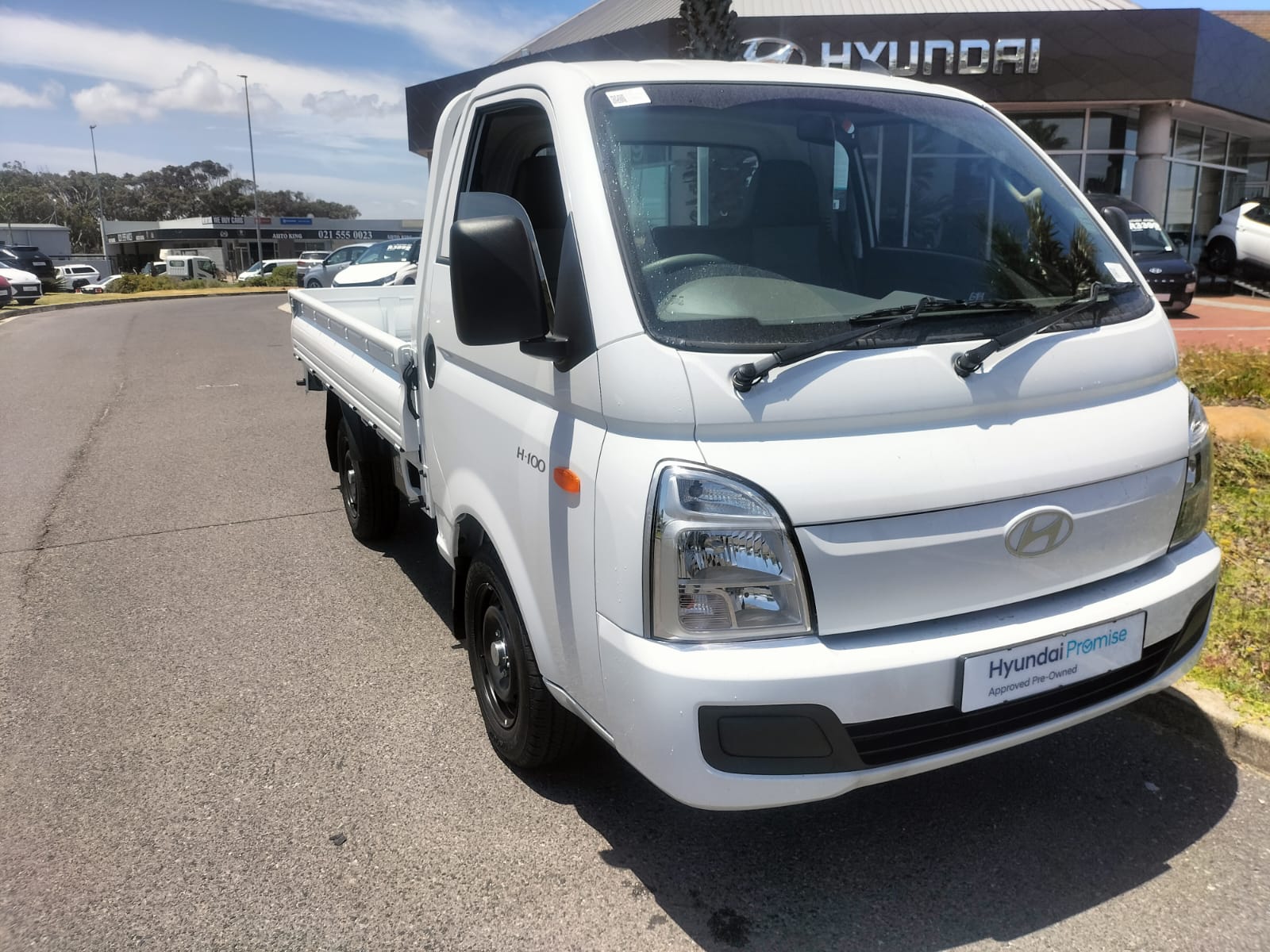 Hyundai H100 2.6 D Euro II Dropside Aircon