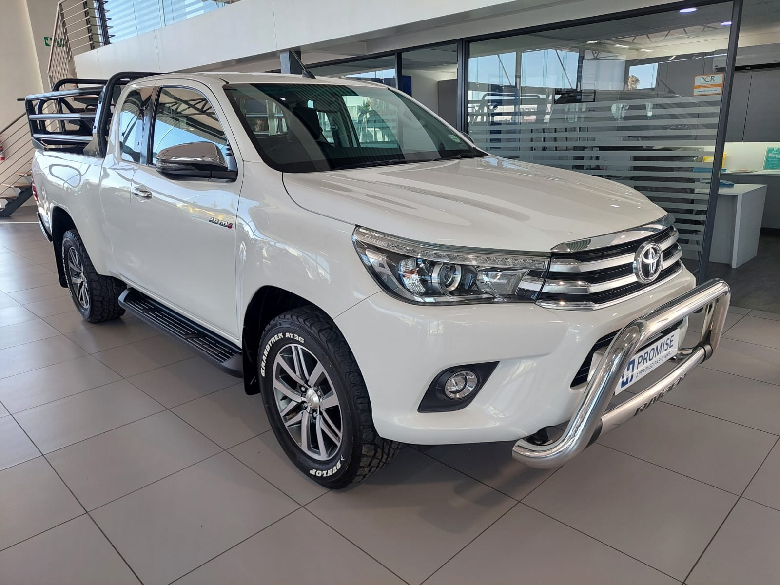 Toyota Hilux 2.8 GD-6 Raider Extra Cab 4x2 