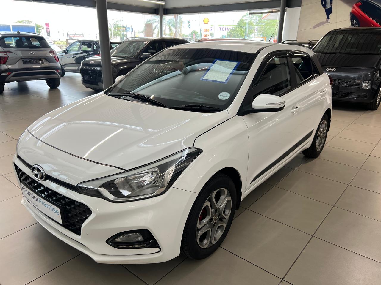 Hyundai i20 1.4 (74 kW) Fluid Auto