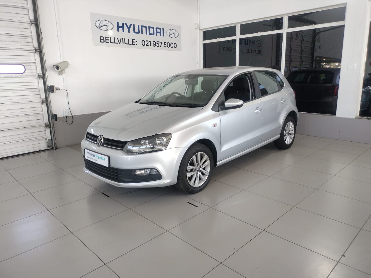Volkswagen (VW) Polo Vivo 1.6 Hatch Comfortline Tiptronic 5 Door
