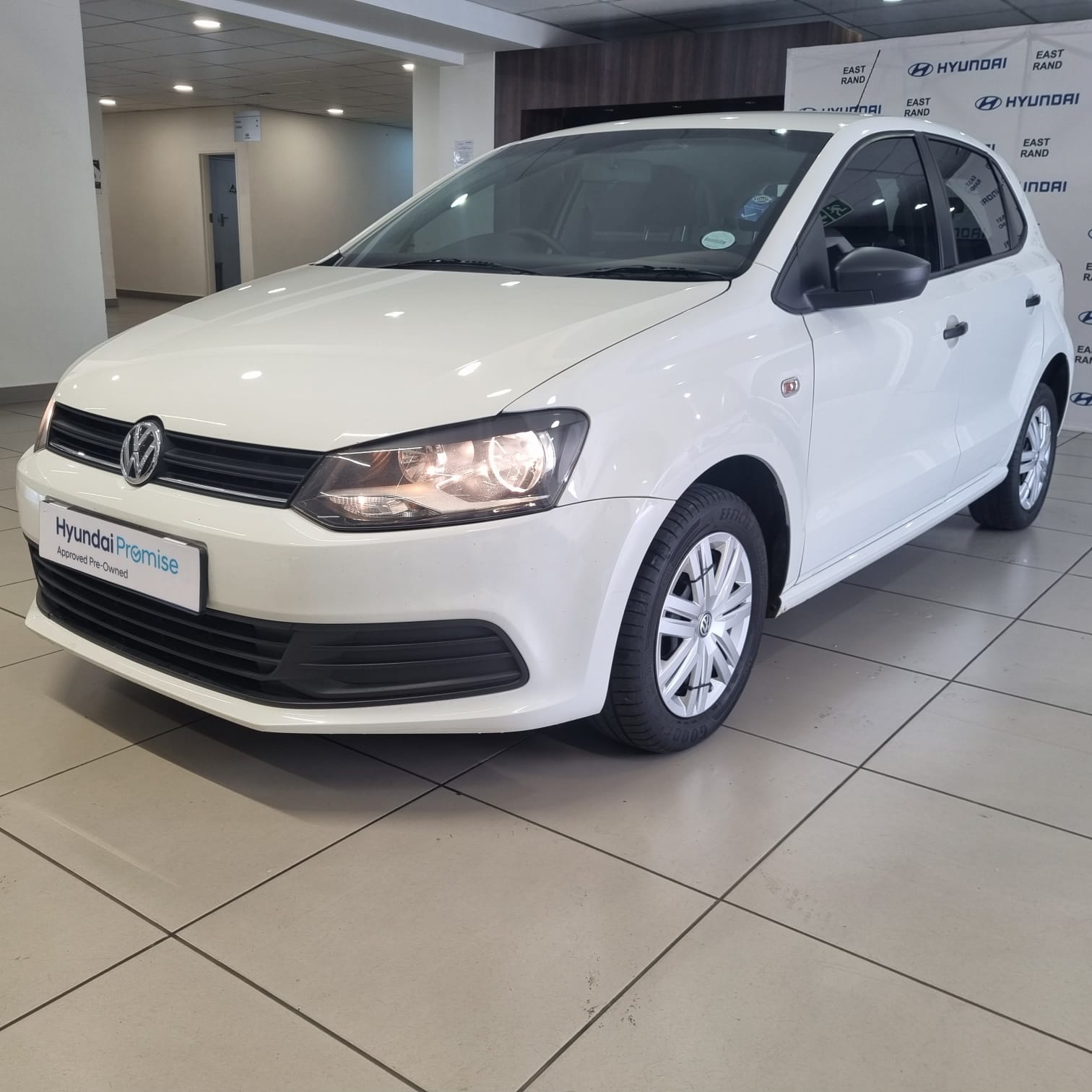 Volkswagen (VW) Polo Vivo 1.4 Hatch Trendline 5 Door