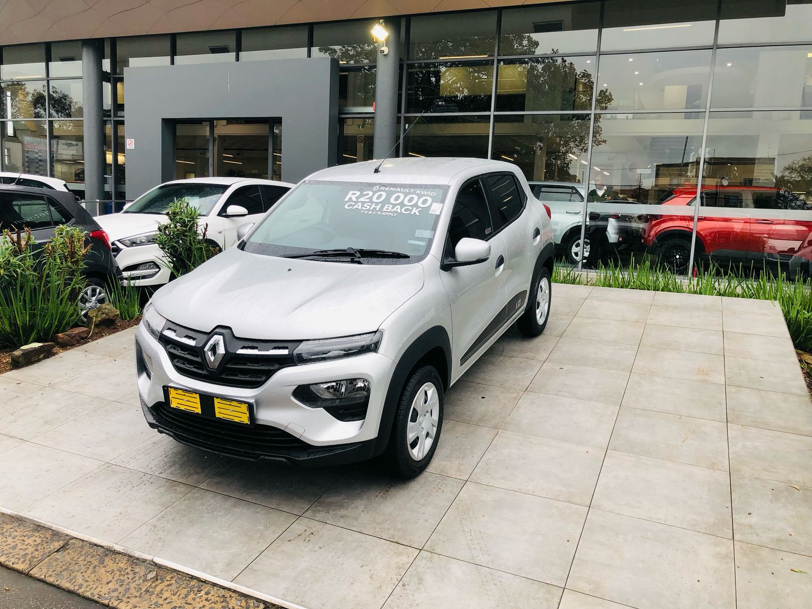 Renault Kwid 1.0 Dynamique / Zen 5 Door