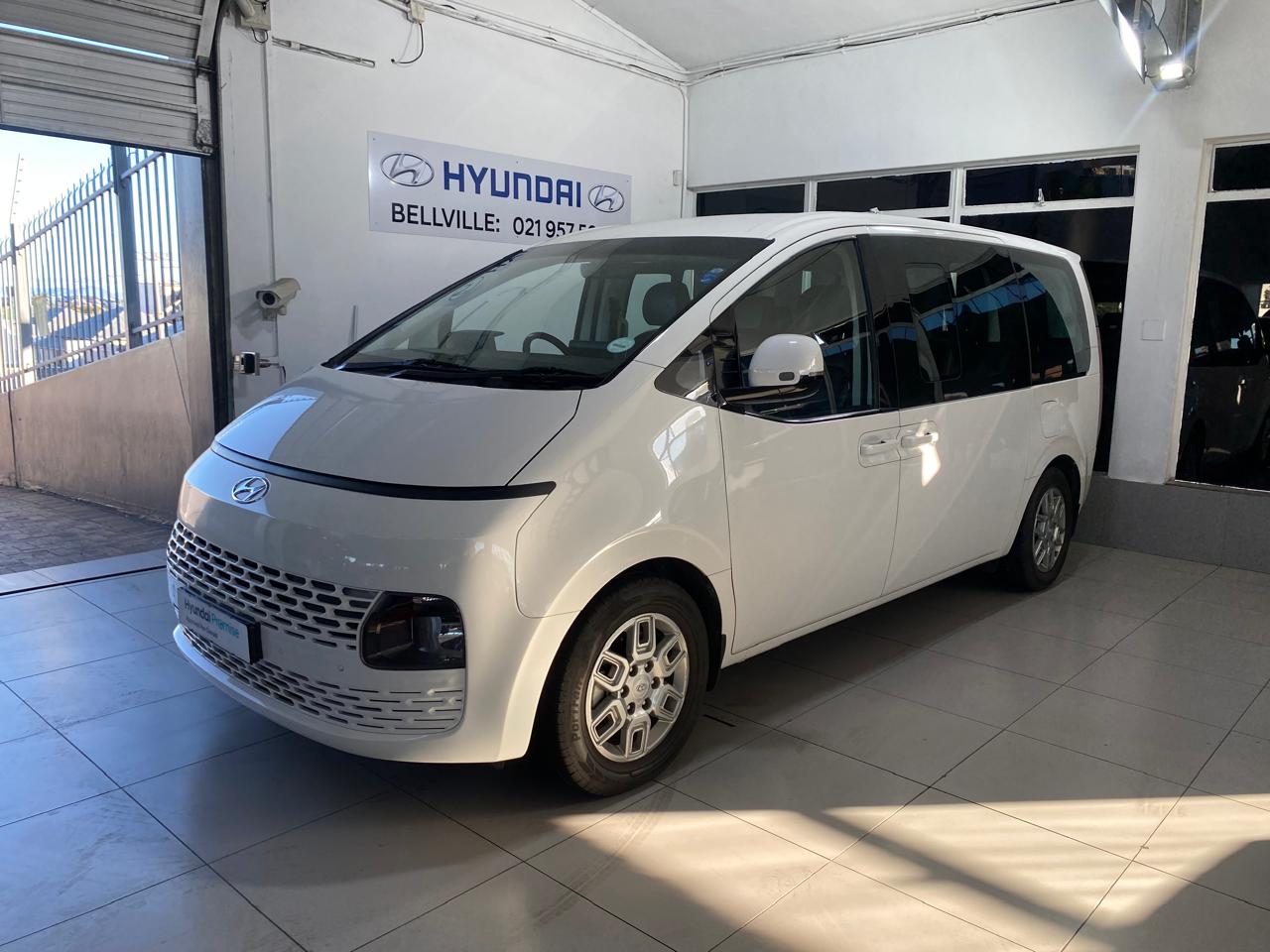 Hyundai Staria 2.2D Executive (9 Seater)