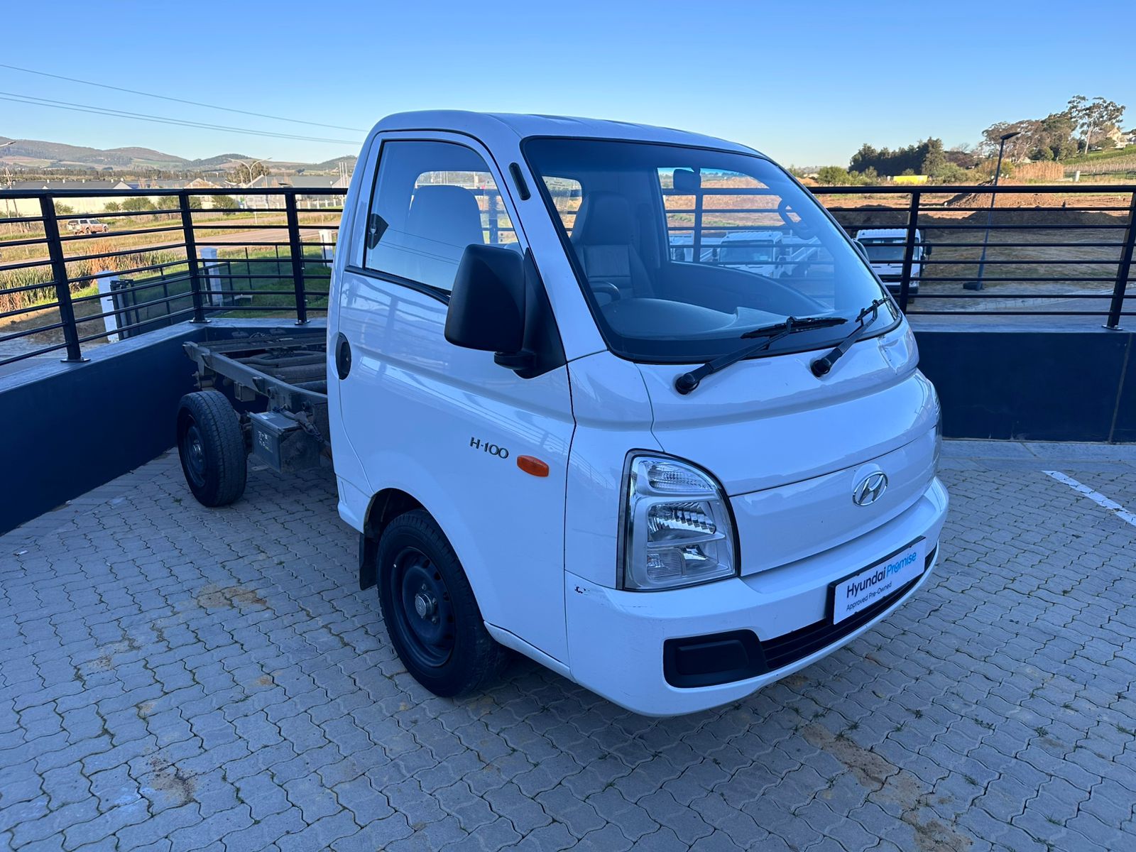 Hyundai H100 2.6 D Euro II Chassis Cab