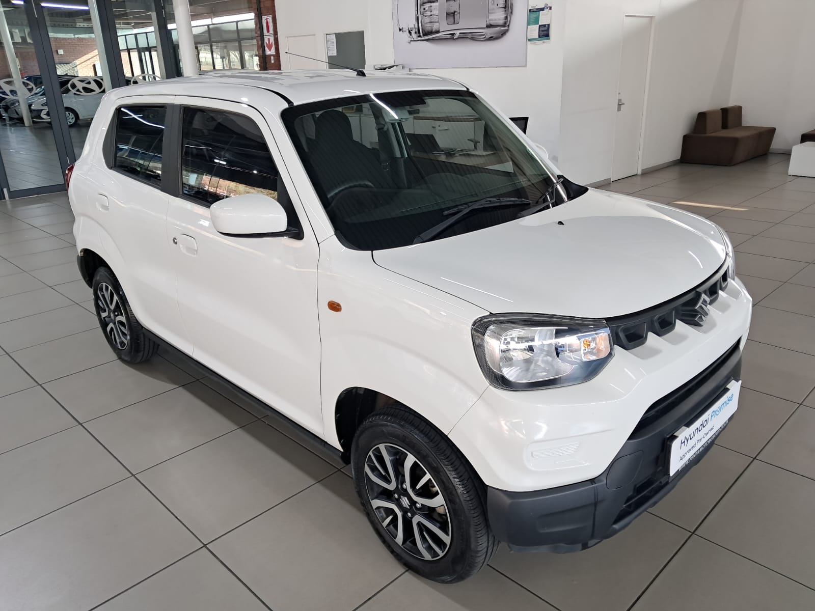 Suzuki S-Presso 1.0 GL Plus