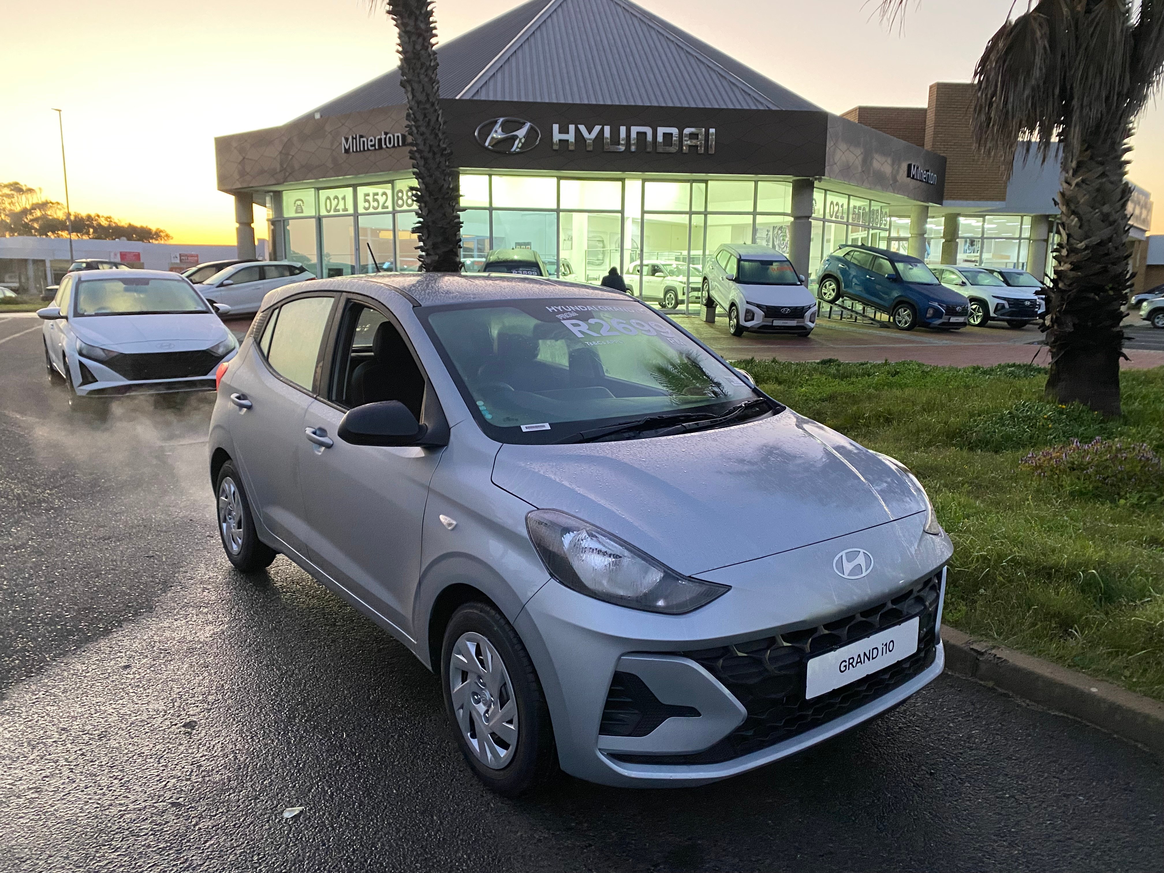Hyundai Grand i10 1.0 Motion/Premium