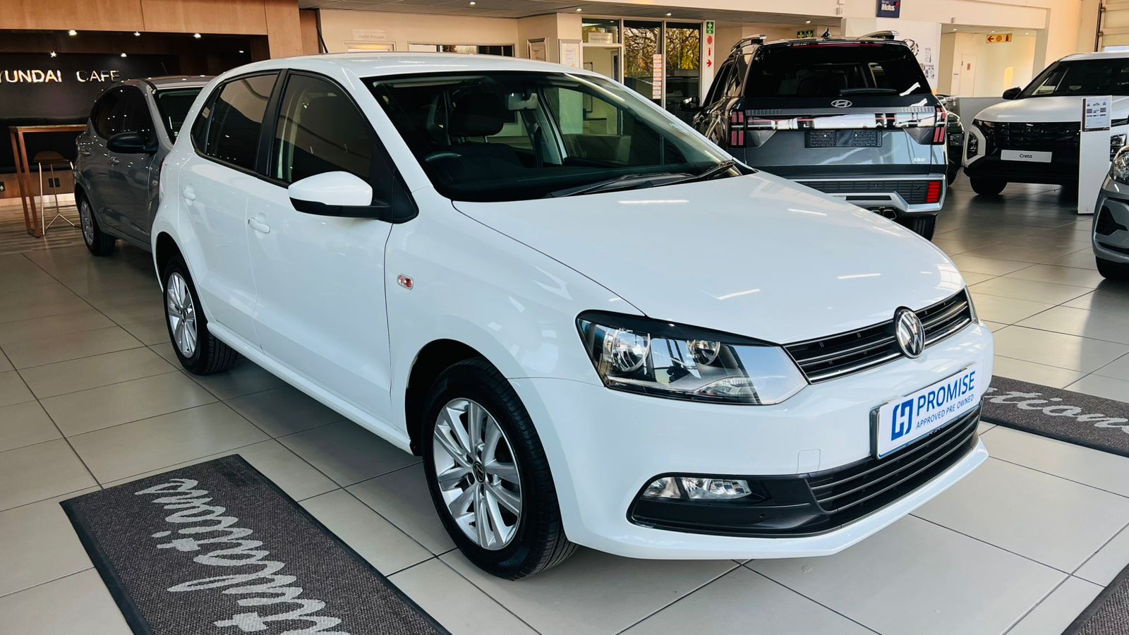Volkswagen (VW) Polo Vivo 1.6 Hatch Comfortline Tiptronic 5 Door