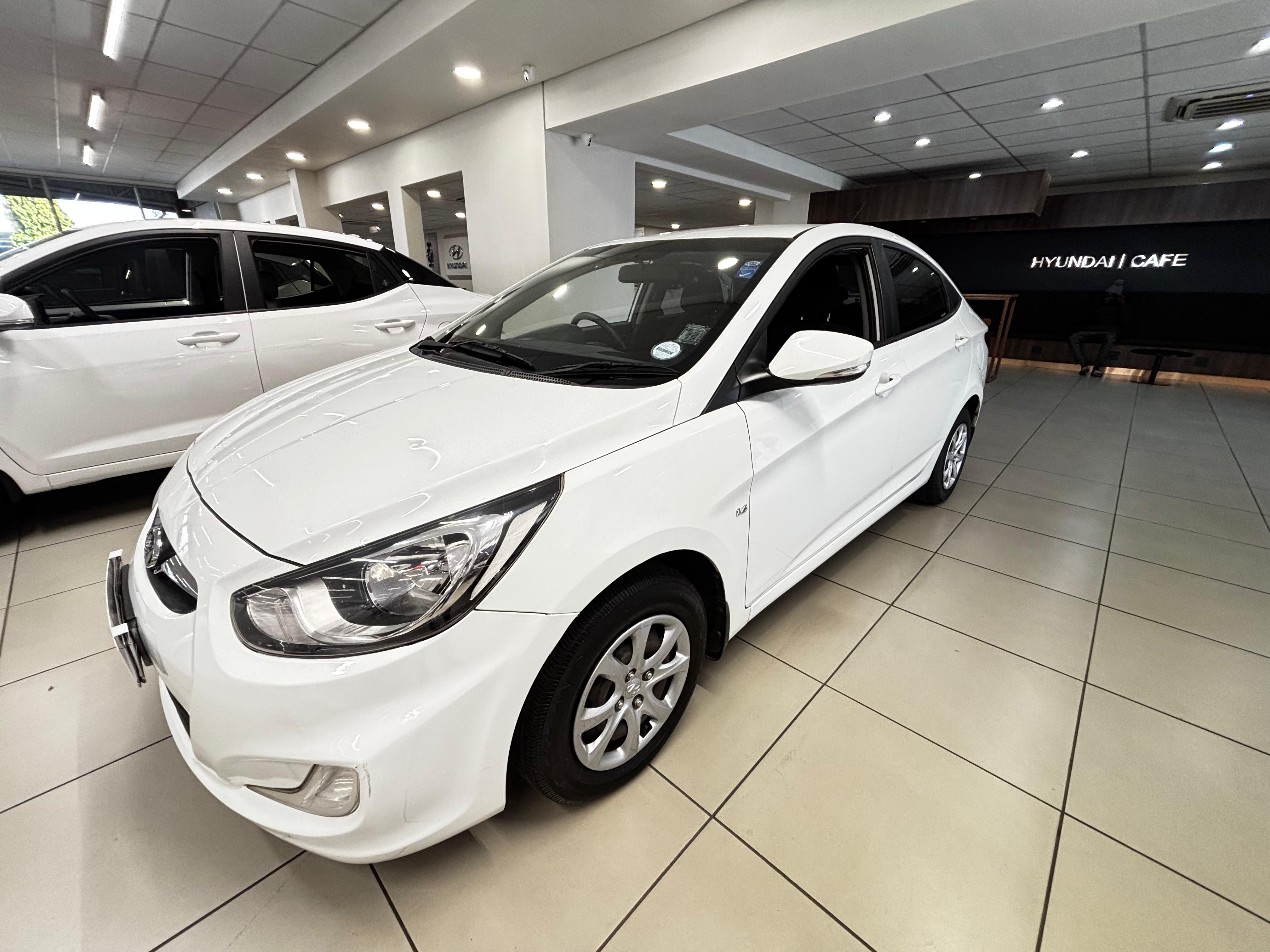 Hyundai Accent IV 1.6 GLS Fluid Auto
