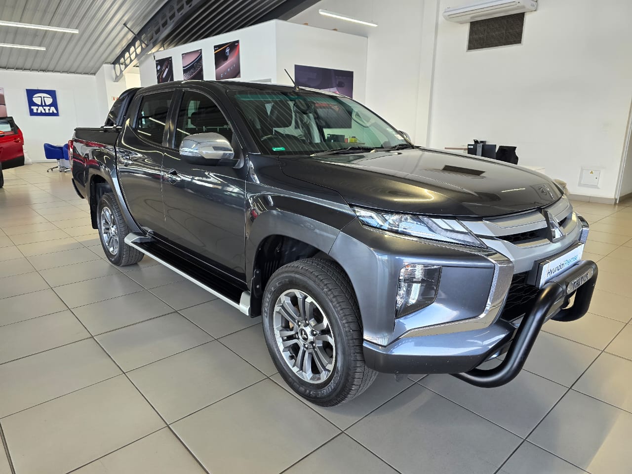 Mitsubishi Triton 2.4 Di-DC Double Cab