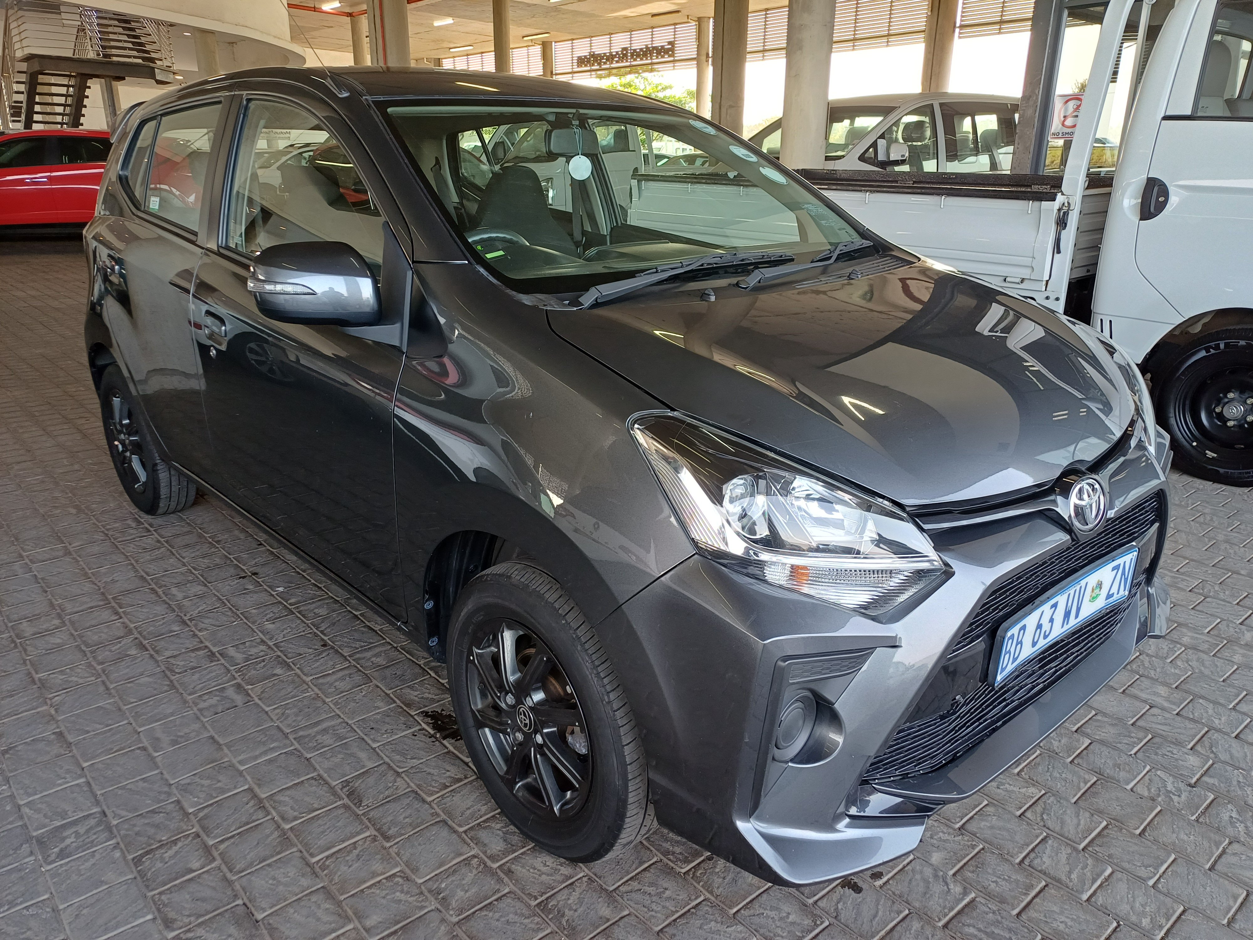 Toyota Agya 1.0 
