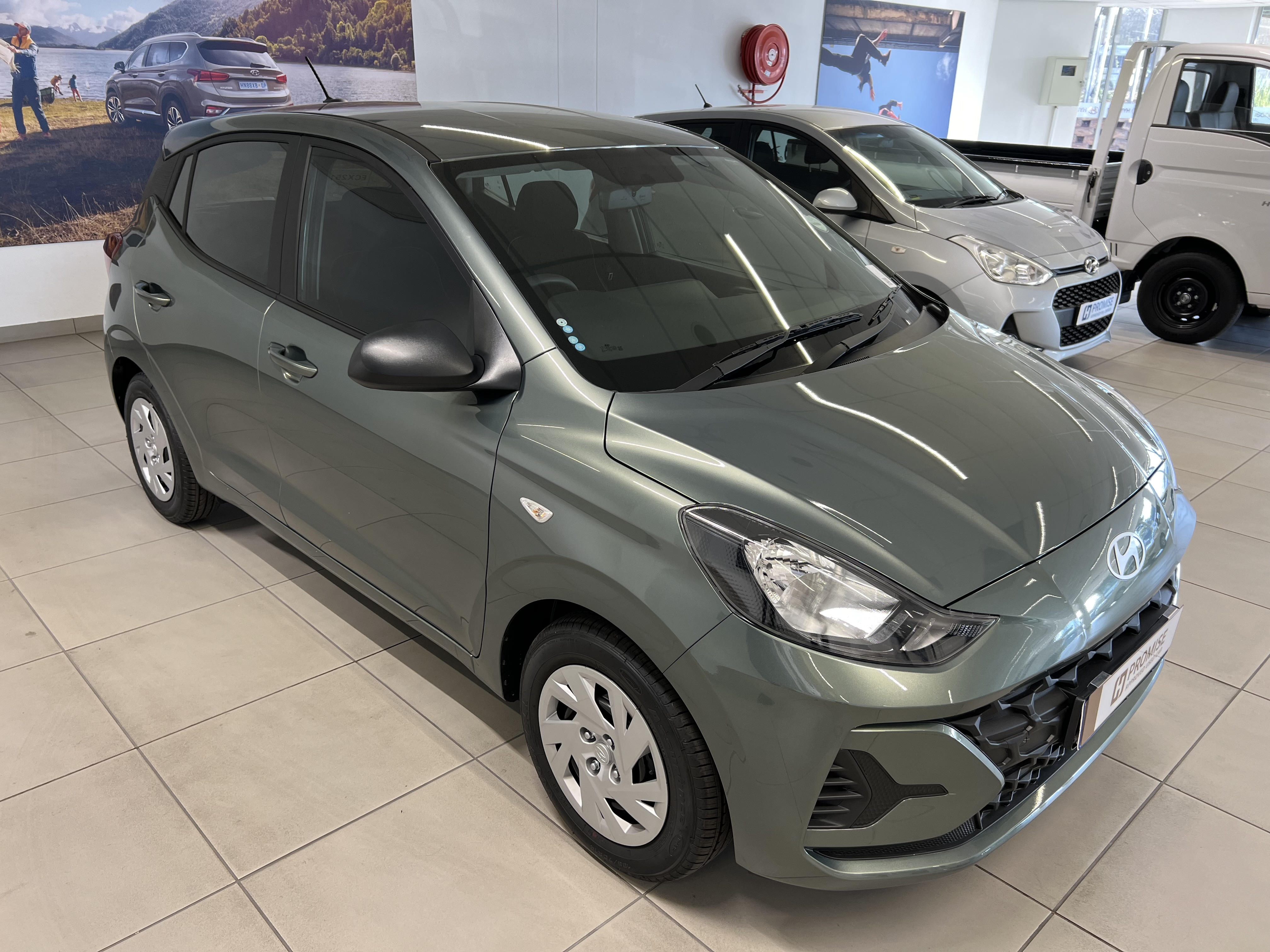 hyundai-grand-i10-1-0-motion-premium-for-sale-in-kzn-richards-bay